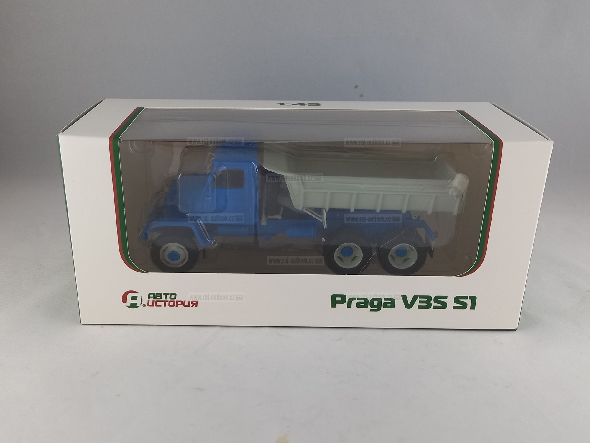 Praga V3S valník s plachtou civilní 1:43 Auto Historia