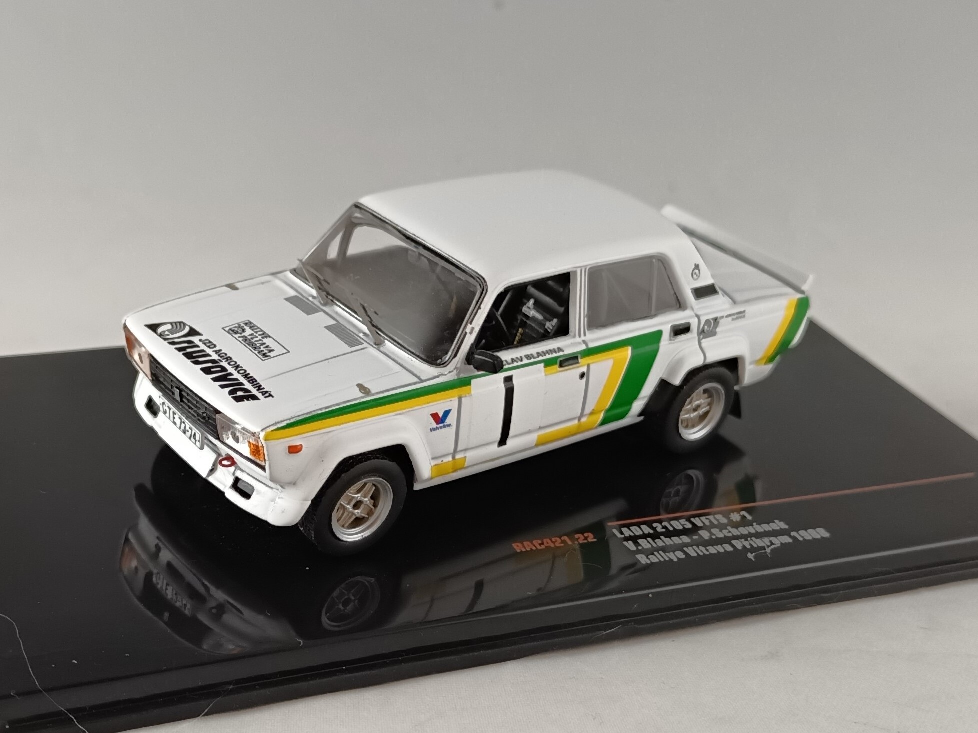 Lada 2105 VFTS, No.1, Soots, rallye Baltic 1984 1:43 IXO