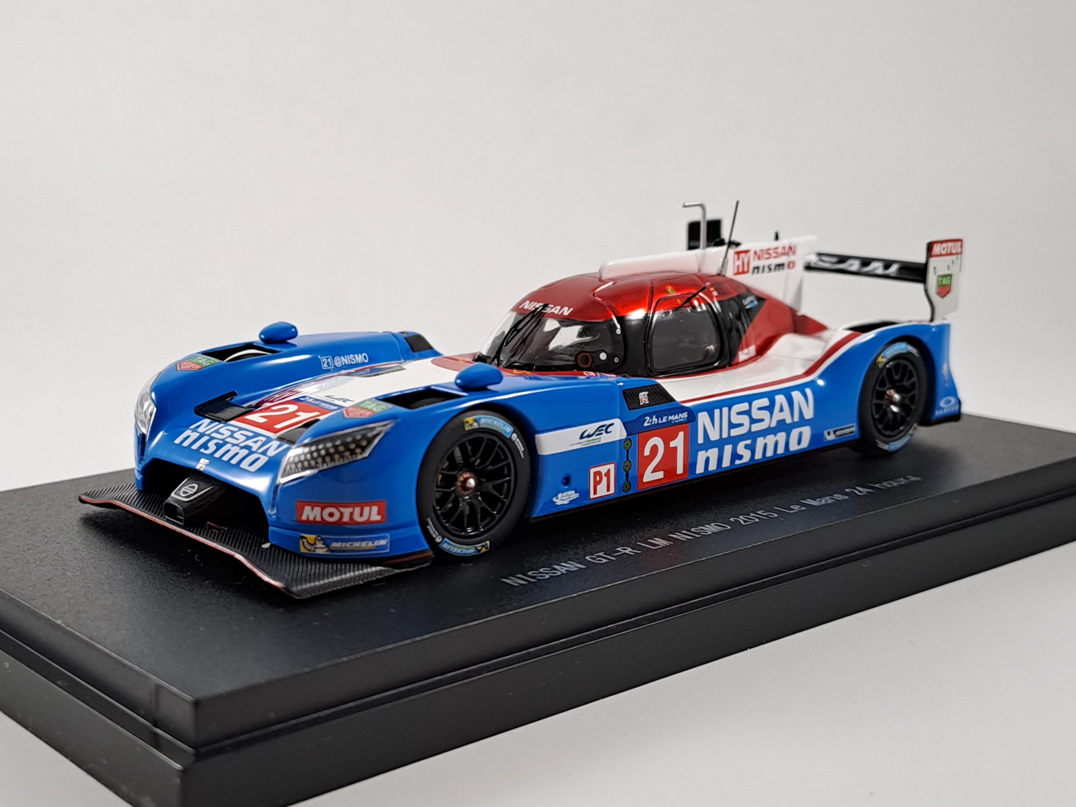 EBBRO GT-R LM 24Hours 2台セット Nissan GT-R LM Nismo no.21 24h Le Mans 2015 1:43 Ebbro
