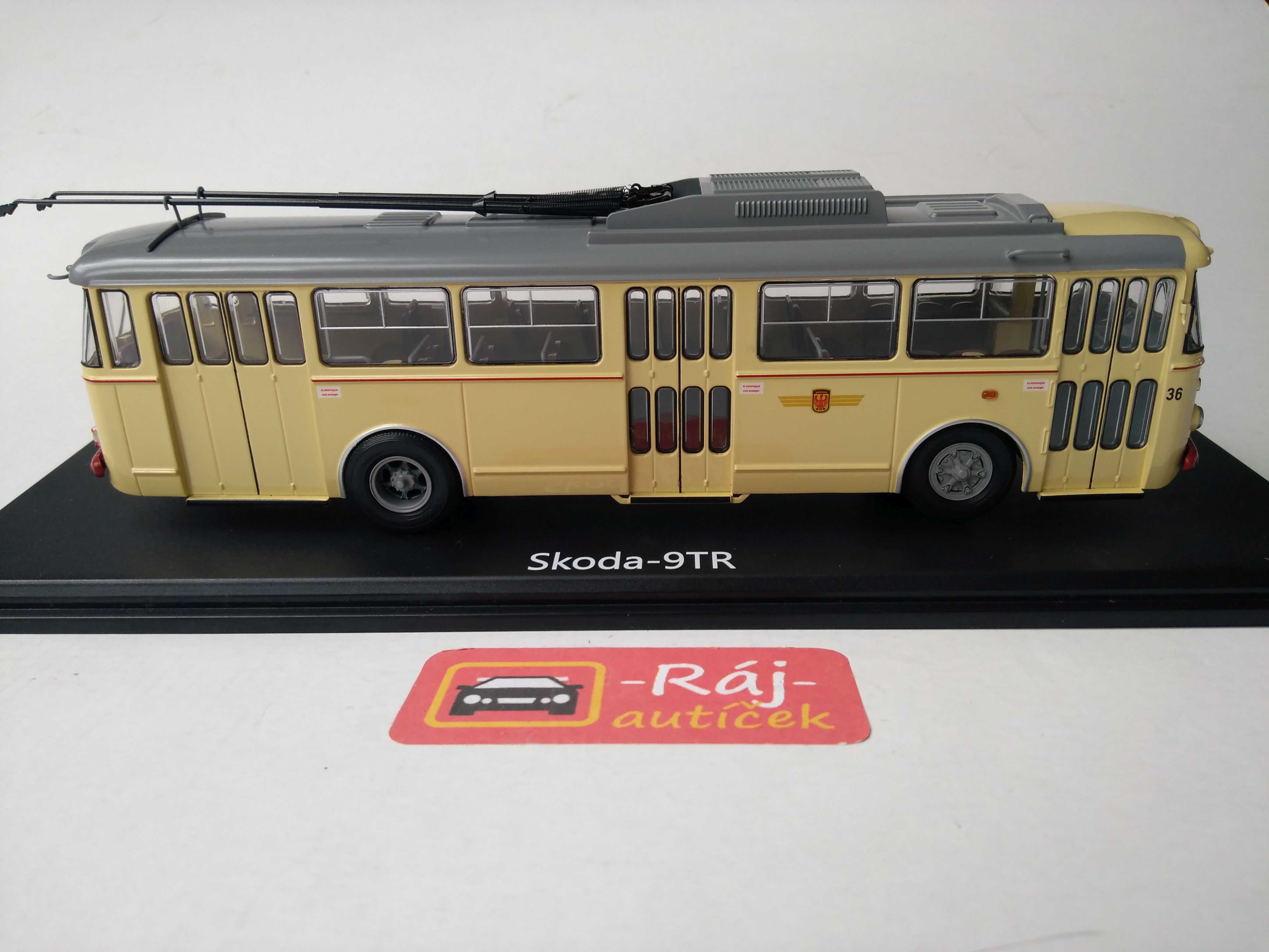 Skoda Autobus 706 RTO, orange/grün, 1:43, Abrex | Model Car World