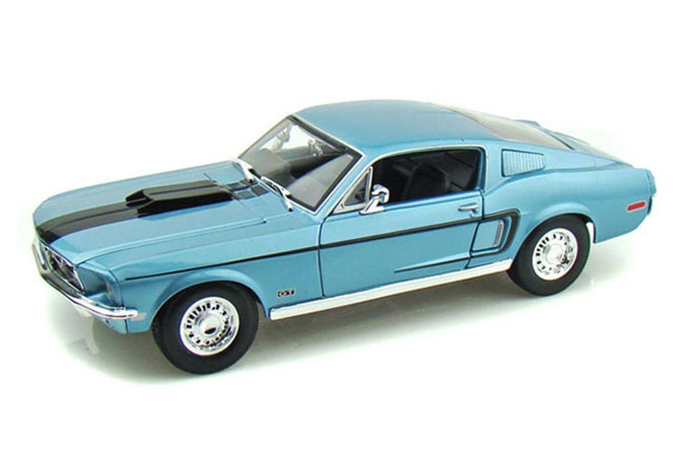 Ford Mustang GT Cobra Jet 1:18 Maisto