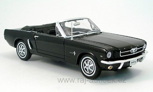 Ford Mustang Cabriolet 1:18 Welly