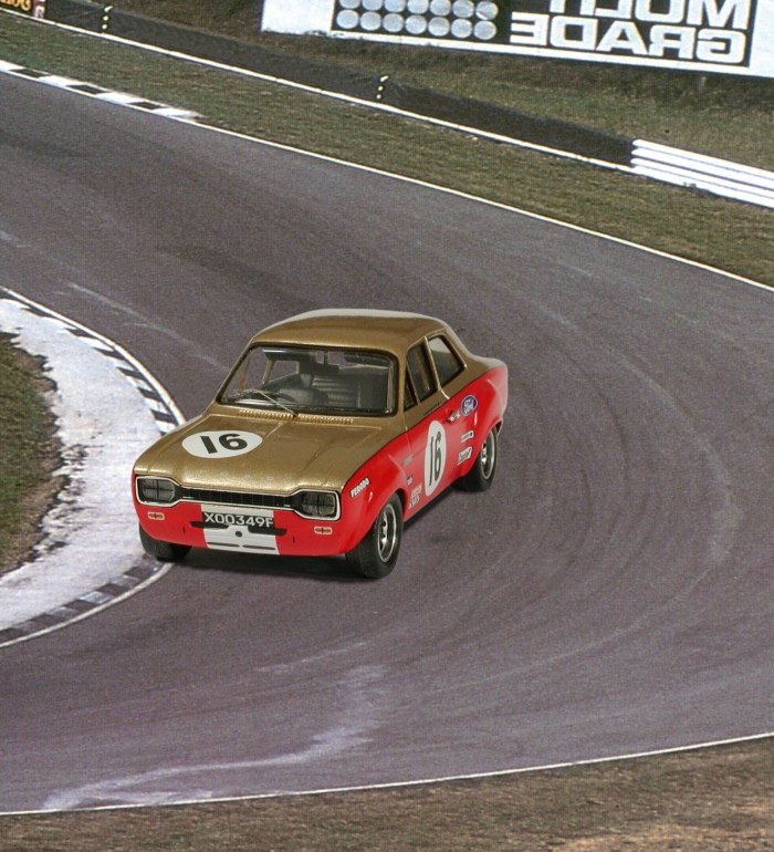 Ford Escort MK 1 1600 TC Alan Mann Brands Hatch 68 1:43 Trofeu