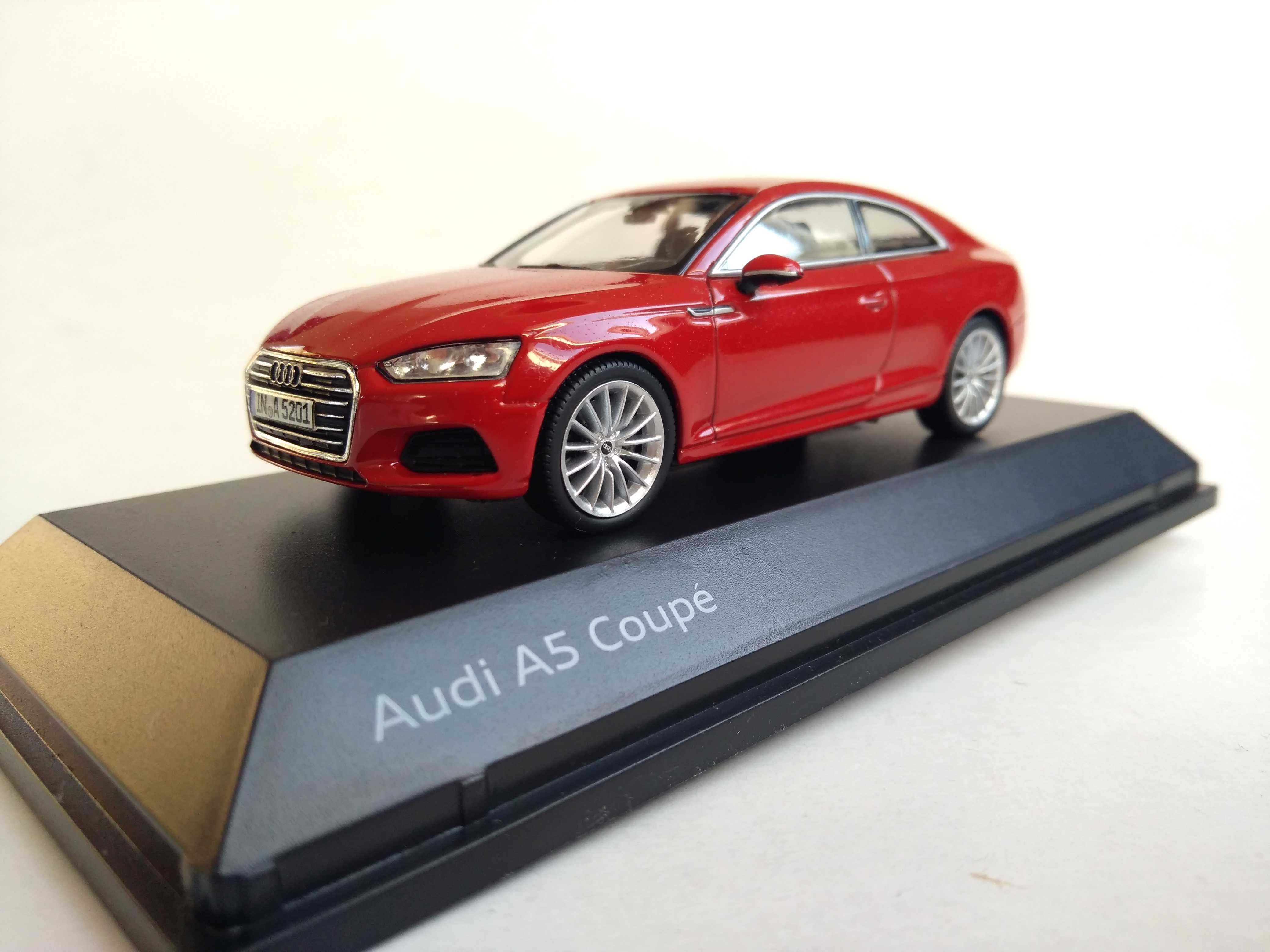 Audi A5 Coupé 2016 1:43 iscale