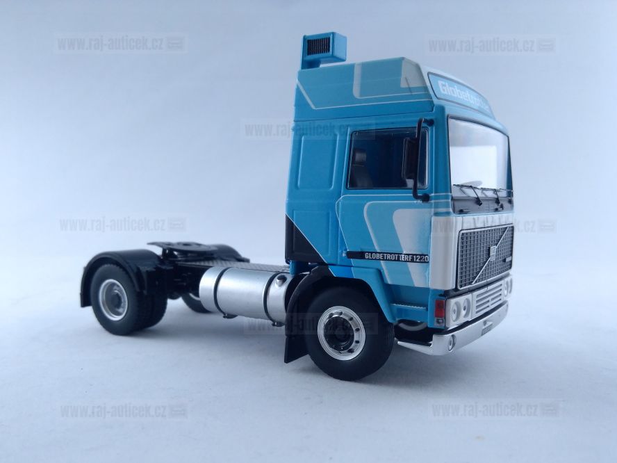 Volvo F12 1:43 IXO