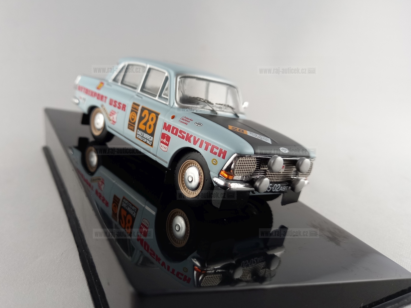 Moskvič 412, No.28, Potapcikas, Londýn - Mexiko 1970 1:43 IXO