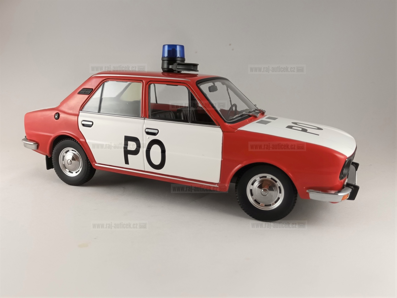 Škoda 105L Požární ochrana 1:18 Triple9