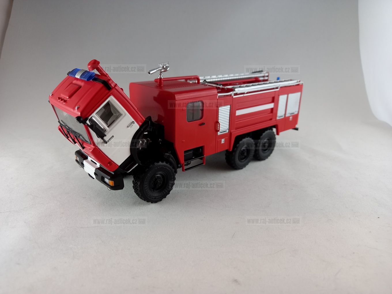 KAMAZ-43118 AC-5-40 hasiči 1:43 Modimio