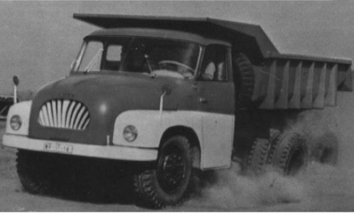 Tatra T138 S1 červenobílá 1:43 Premium ClassiXXs
