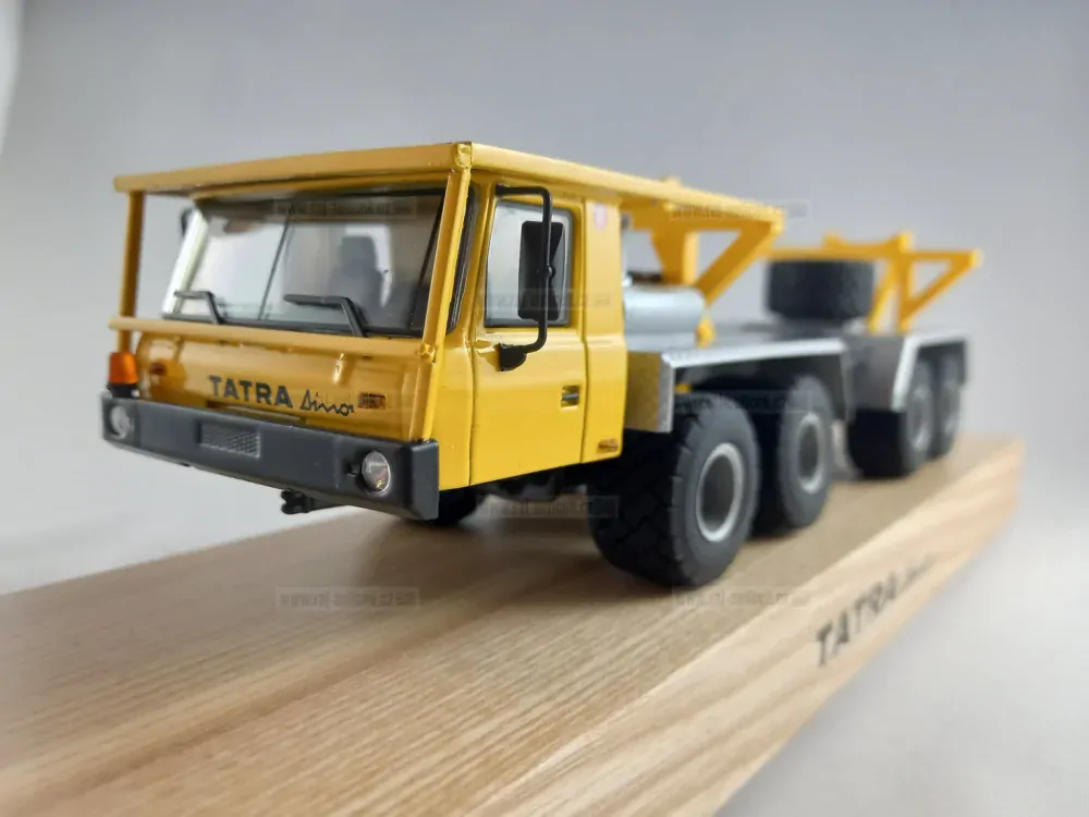 Tatra Dino 8x8 1:43 Kaden