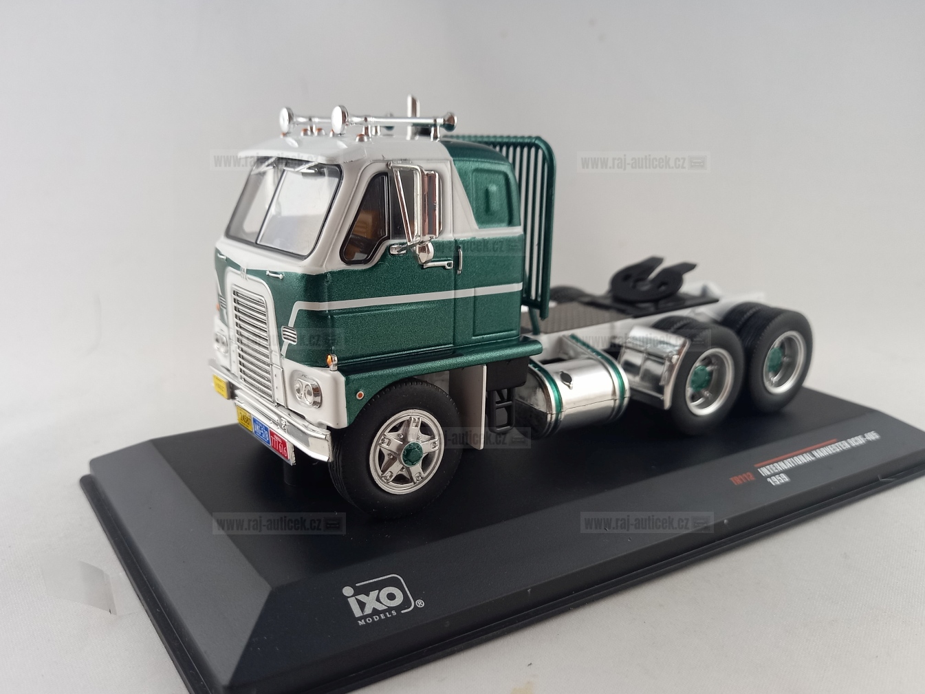 International Harvester DCOF-405 1:43 IXO