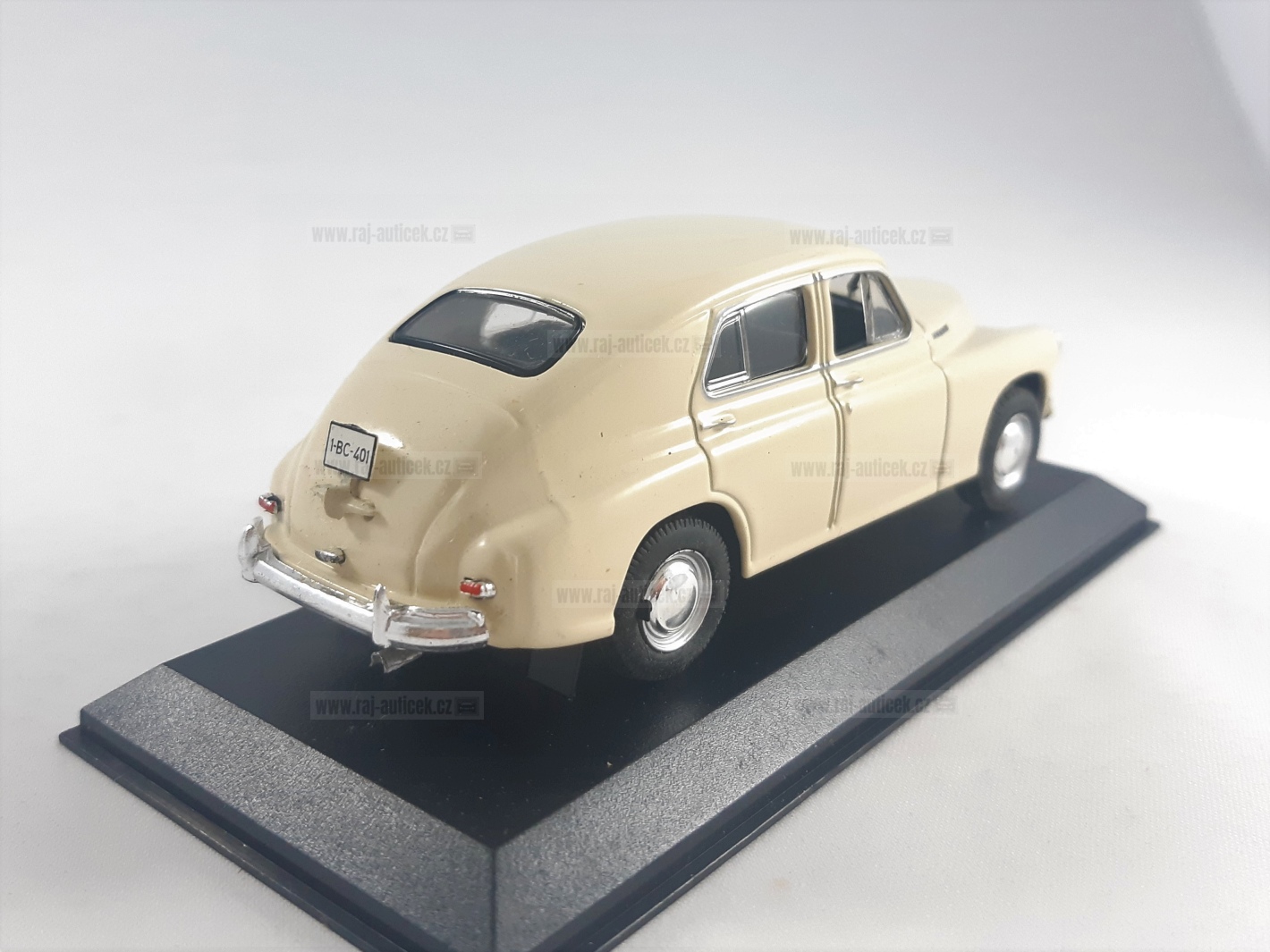GAZ M20 Pobeda 1:43 DeAgostini