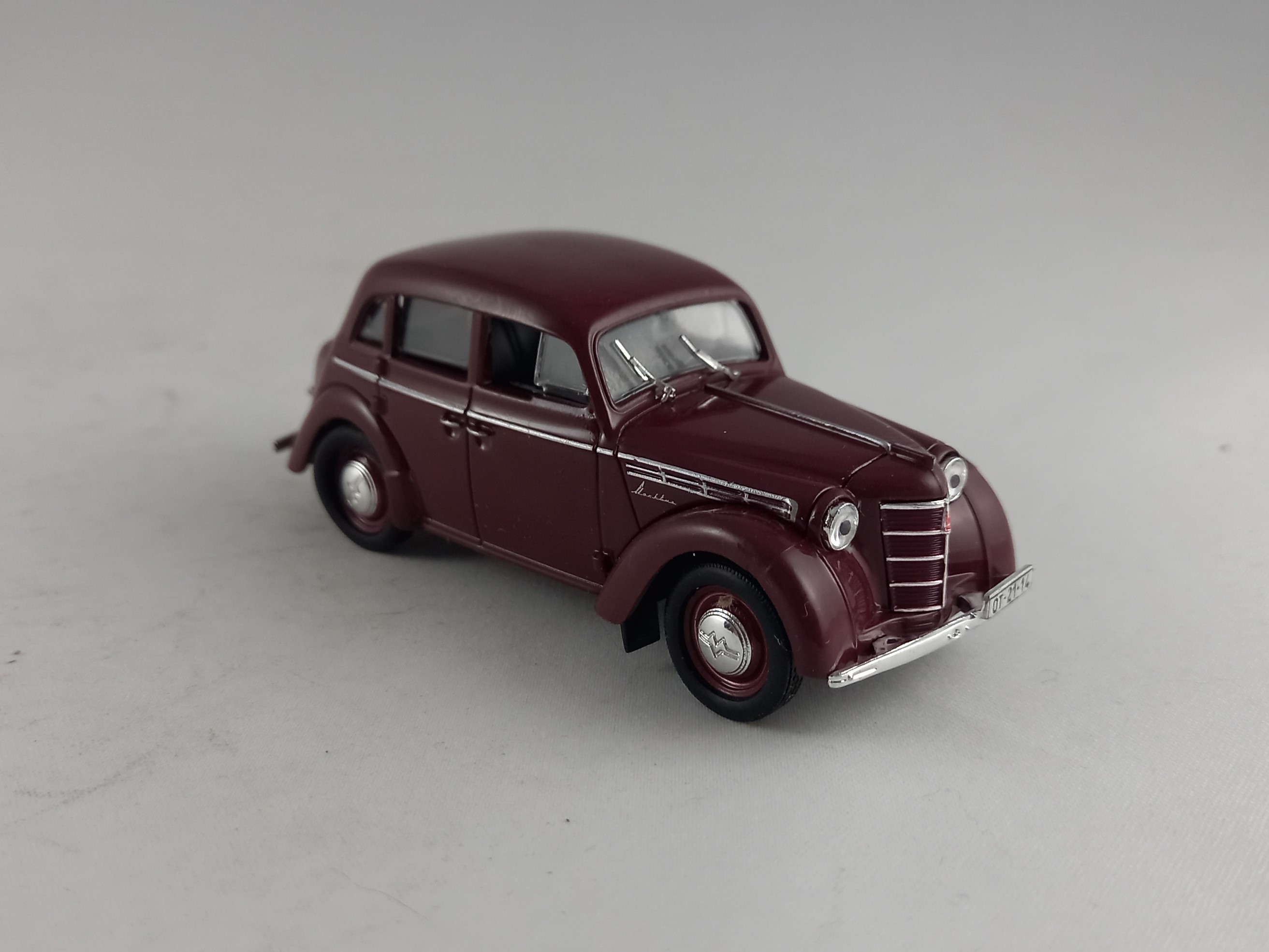 Moskvič 400 1:43 DeAgostini