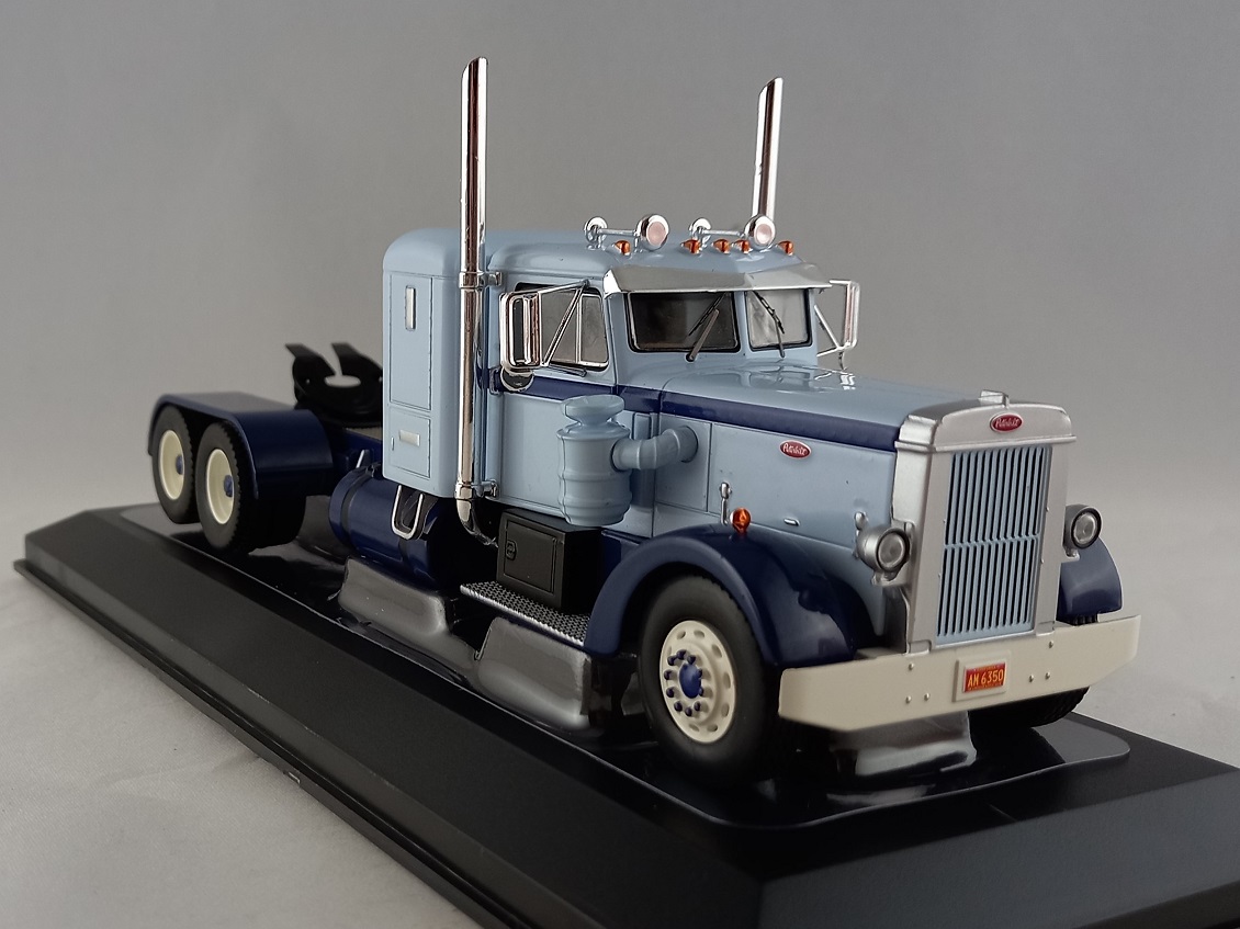 Peterbilt 350 1:43 IXO