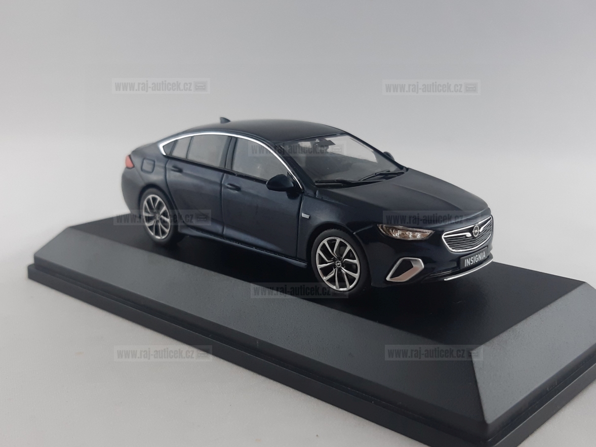 Opel Insignia Grand Sport 1:43 iscale