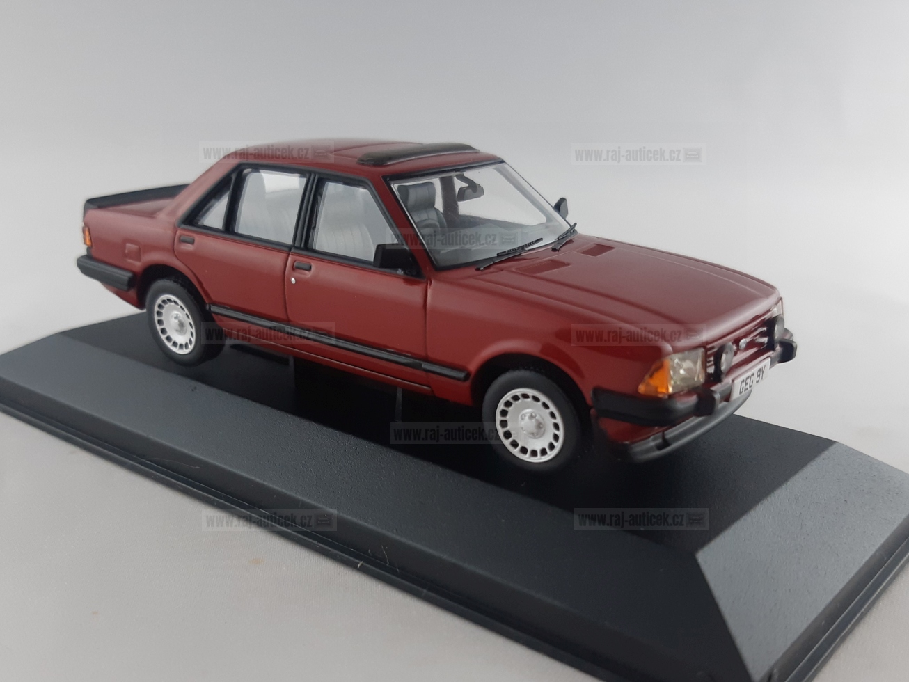 Ford Granada MK II 2.8 Injection Sport 1:43 Corgi