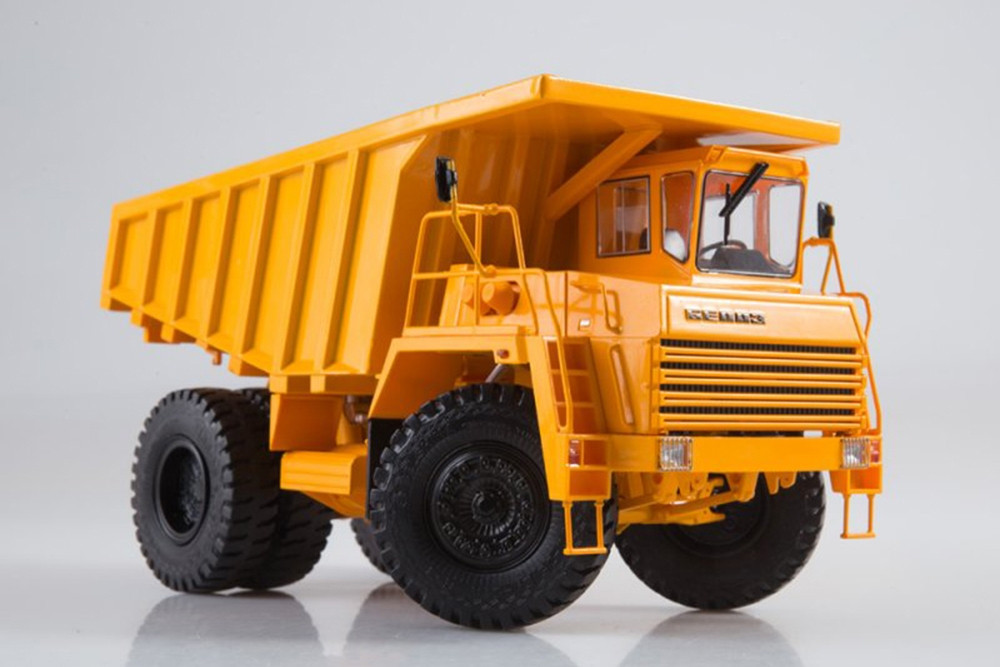 BELAZ 7547 1:43 Avtoistoria