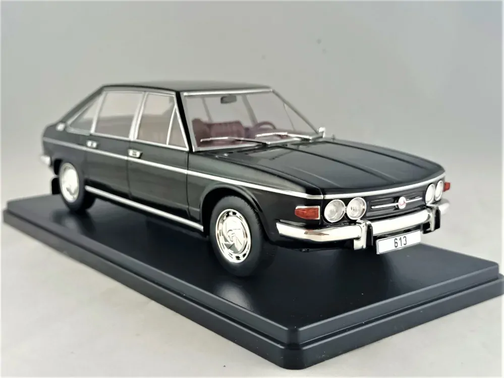 Tatra 613 1:24 Whitebox