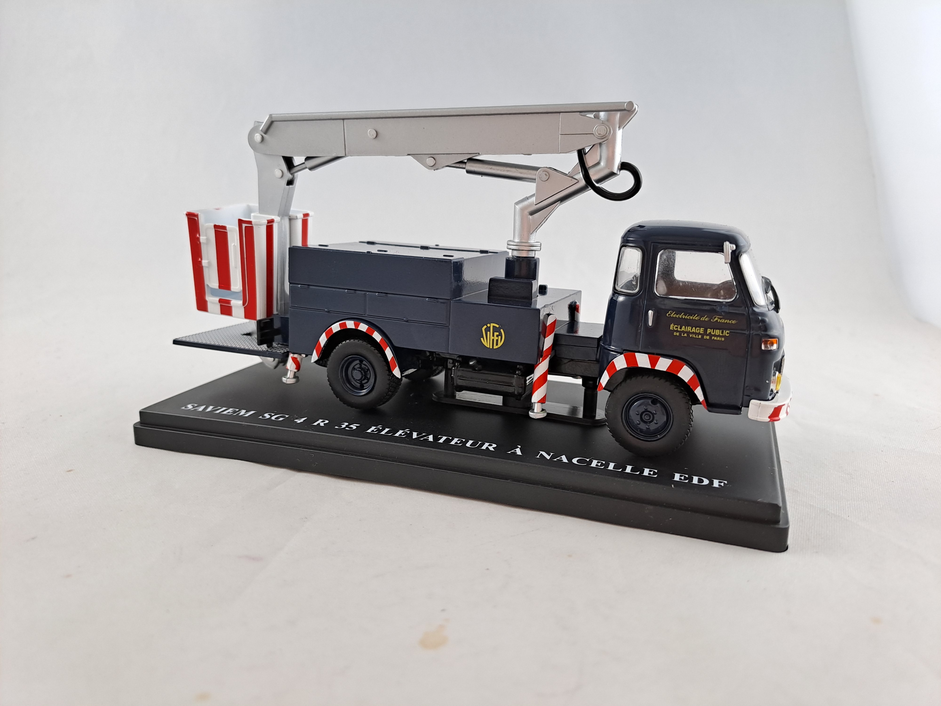 Saviem SG4 R35 plošina 1:43 Altaya