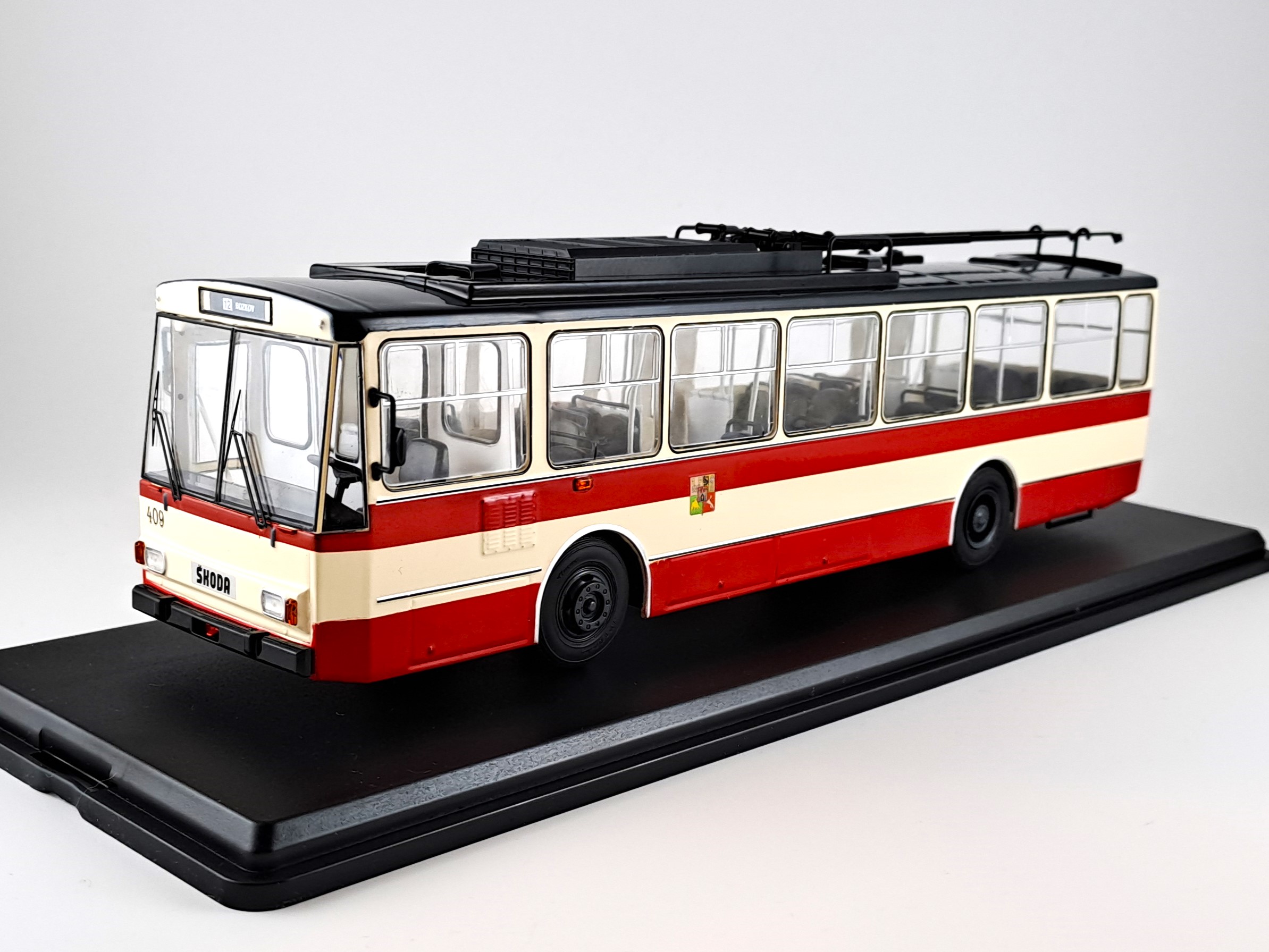 Škoda 14Tr trolejbus Plzeň 1:43 Premium ClassiXXs