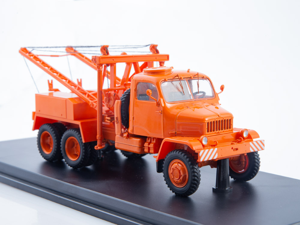 Praga V3S AV-3 Odtahovka oranžová 1:43 SSM