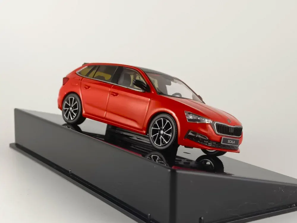 Škoda Scala 2019 1:43 IXO