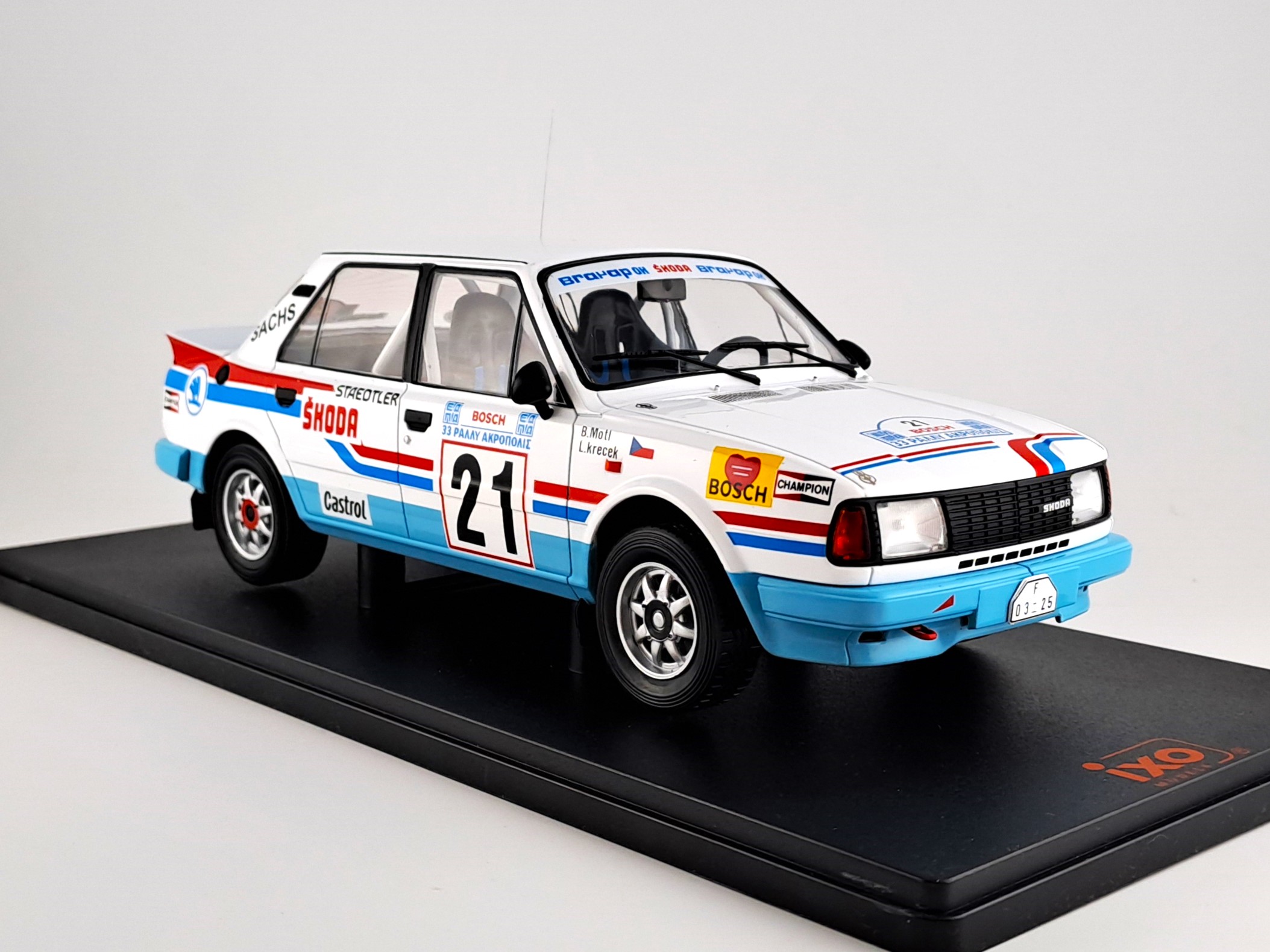 Škoda 130 LR, No.21, WRC, Rally Acropolis, L.Krecek/B.Motl, 1986 1:18 IXO