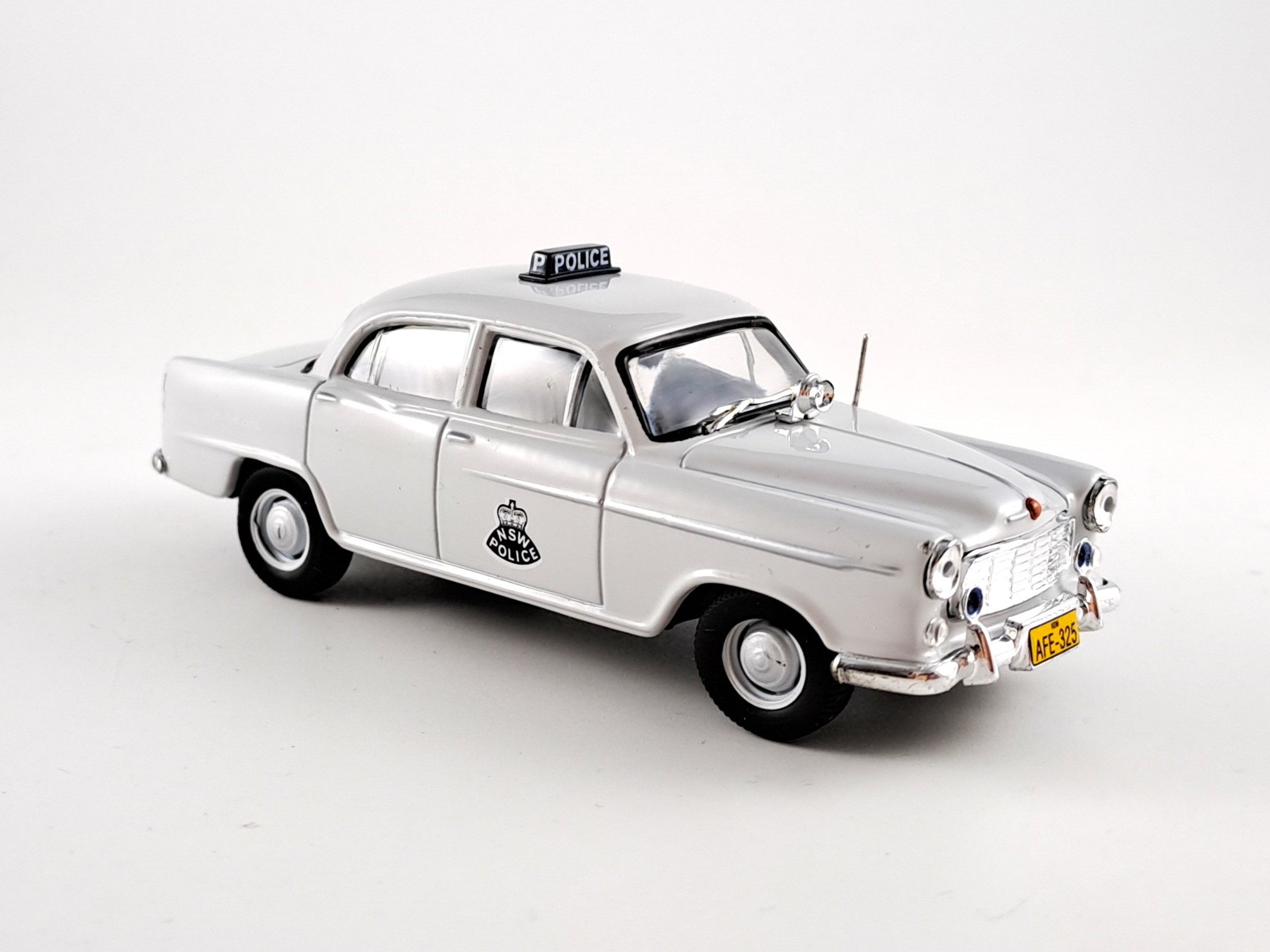Holden FE policie 1:43 DeAgostini