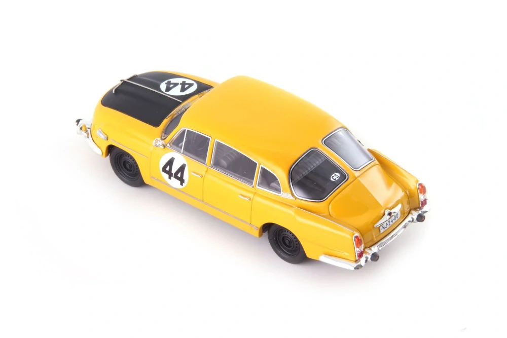 Tatra 603-2 B5 Marathon de la Route 1966 1:43 AutoCult