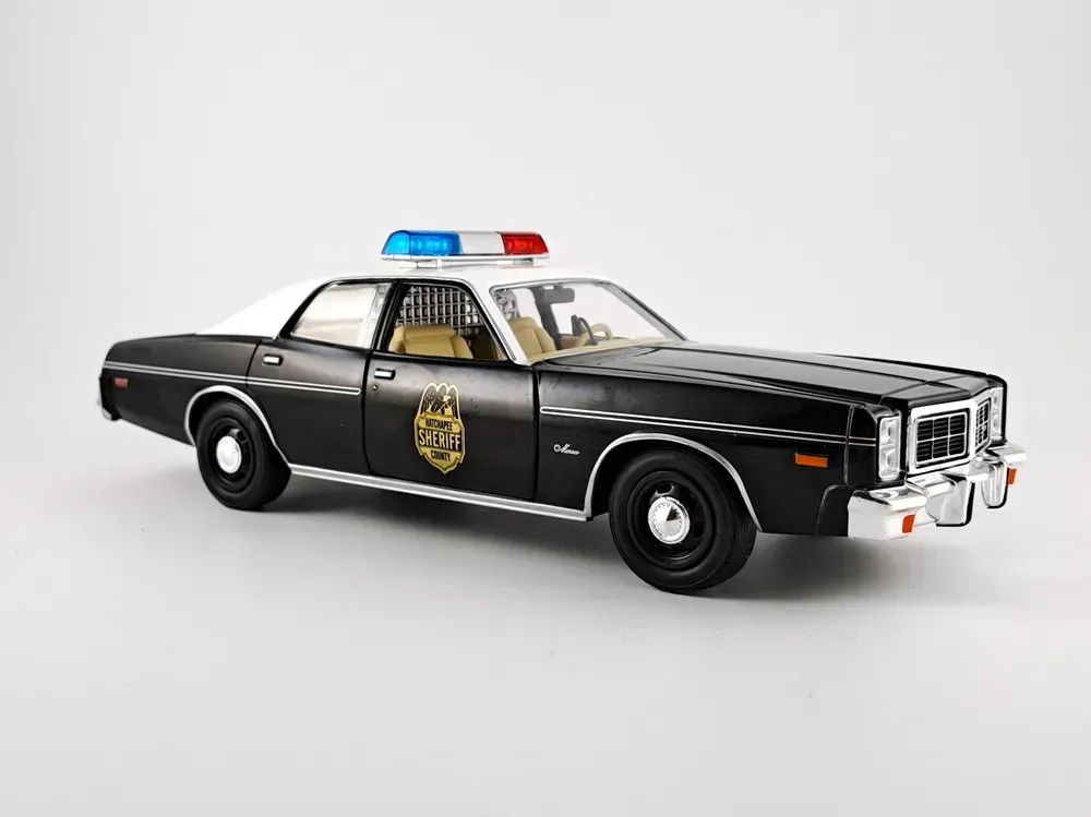 Dodge Monaco Hatchapee County Sheriff 1:24 Greenlight