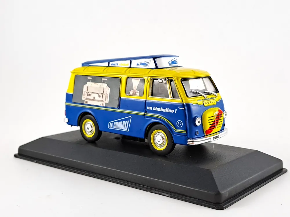Alfa Romeo Van La Cimballi 1:43 Altaya