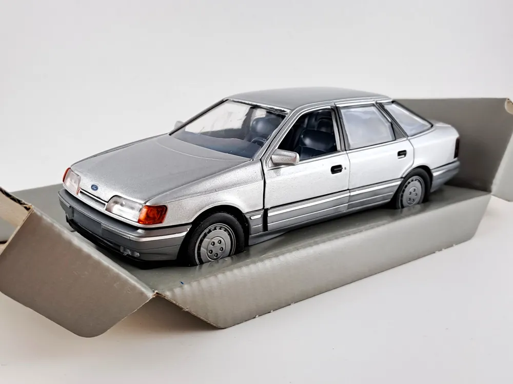 Ford Scorpio liftback 1:25 Schabak