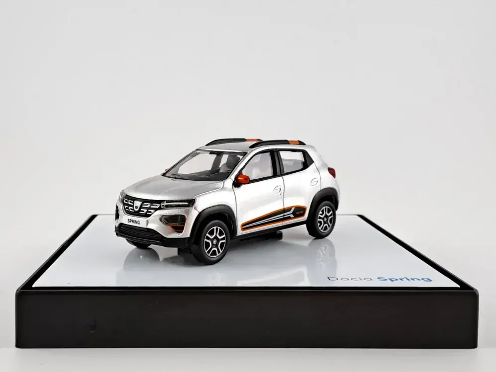 Dacia Spring 1:43 Norev