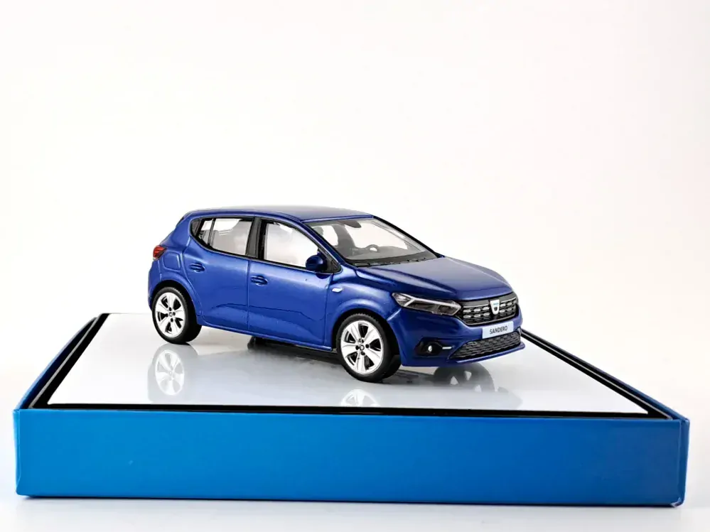Dacia Sandero 1:43 Norev