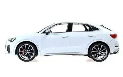 Audi RS Q3 1:18 Minichamps