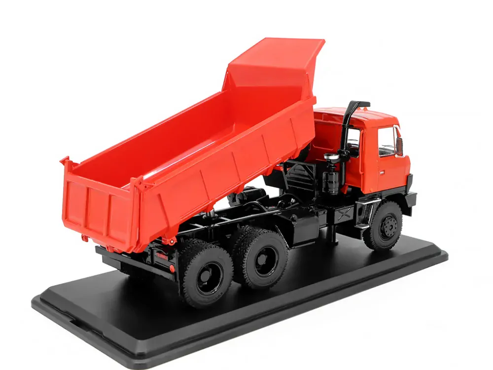 Tatra 815 S1 červená 1:43 SSM