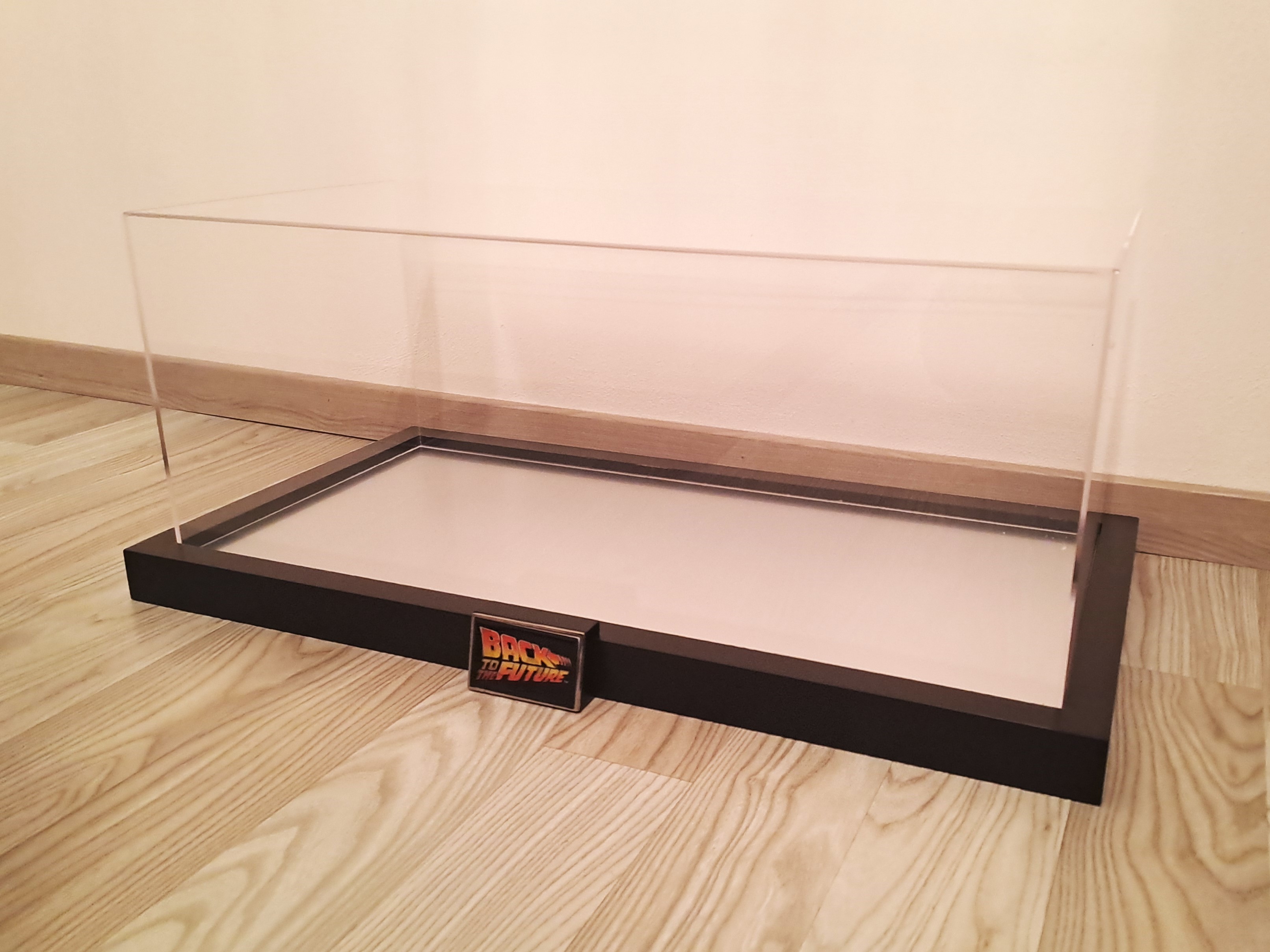 vitrína na modely 1:8 Eaglemoss POUZE OSOBNÍ PŘEVZETÍ
