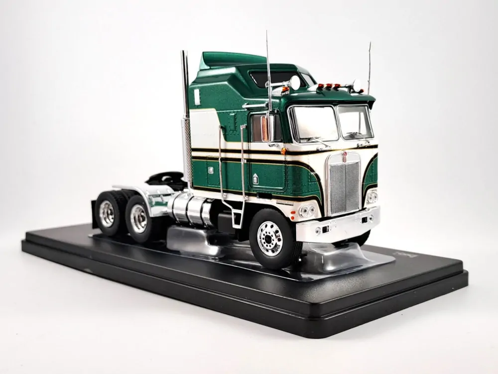 Kenworth K100 Aerodyne 1976 1:43 IXO