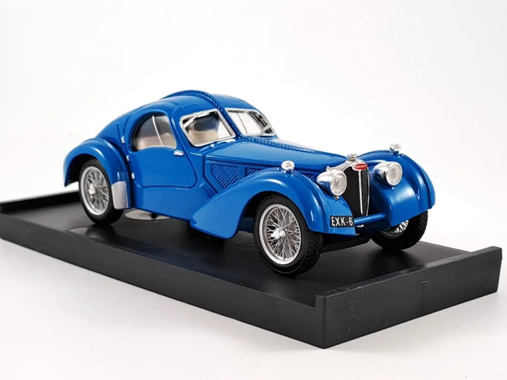 Bugatti Type 57SC Atlantic 1:43 Brumm