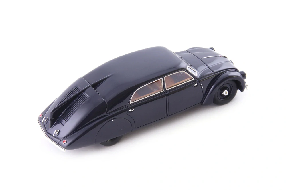 Tatra 77 A modročerná 1:43 Avenue 43 (Autocult)