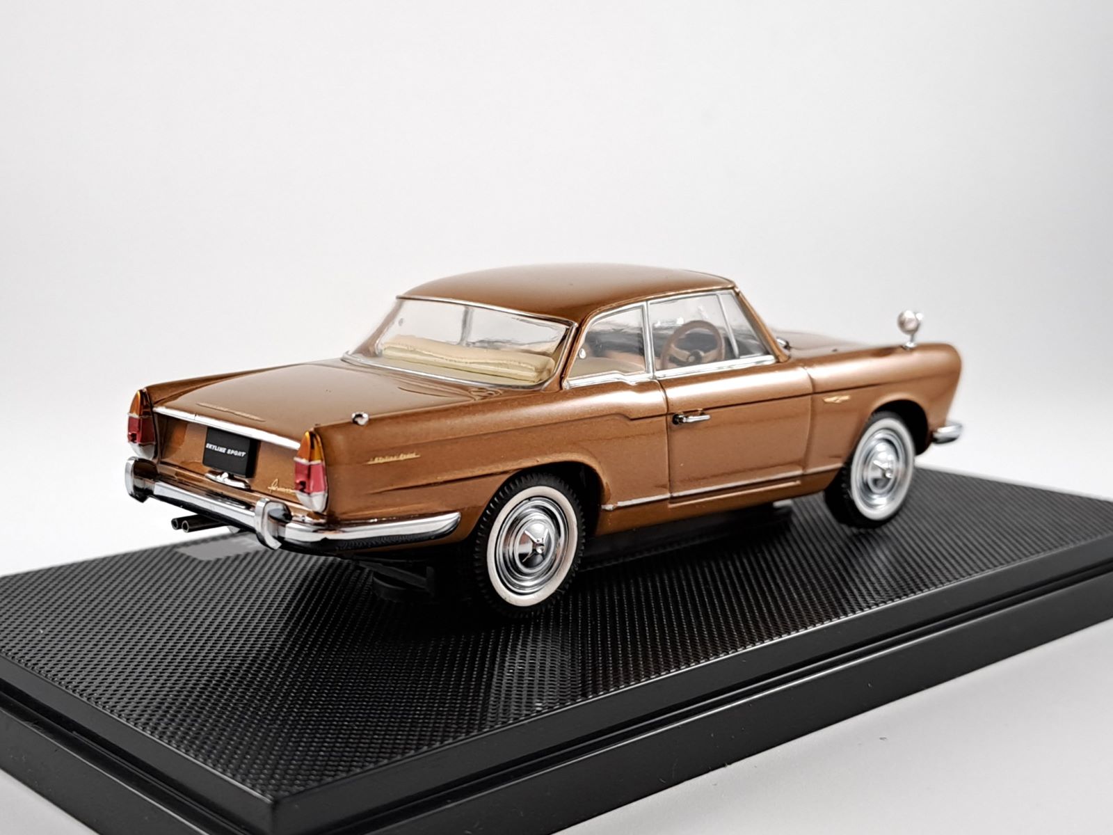 Prince Skyline Sport Coupe 1:43 Ebbro