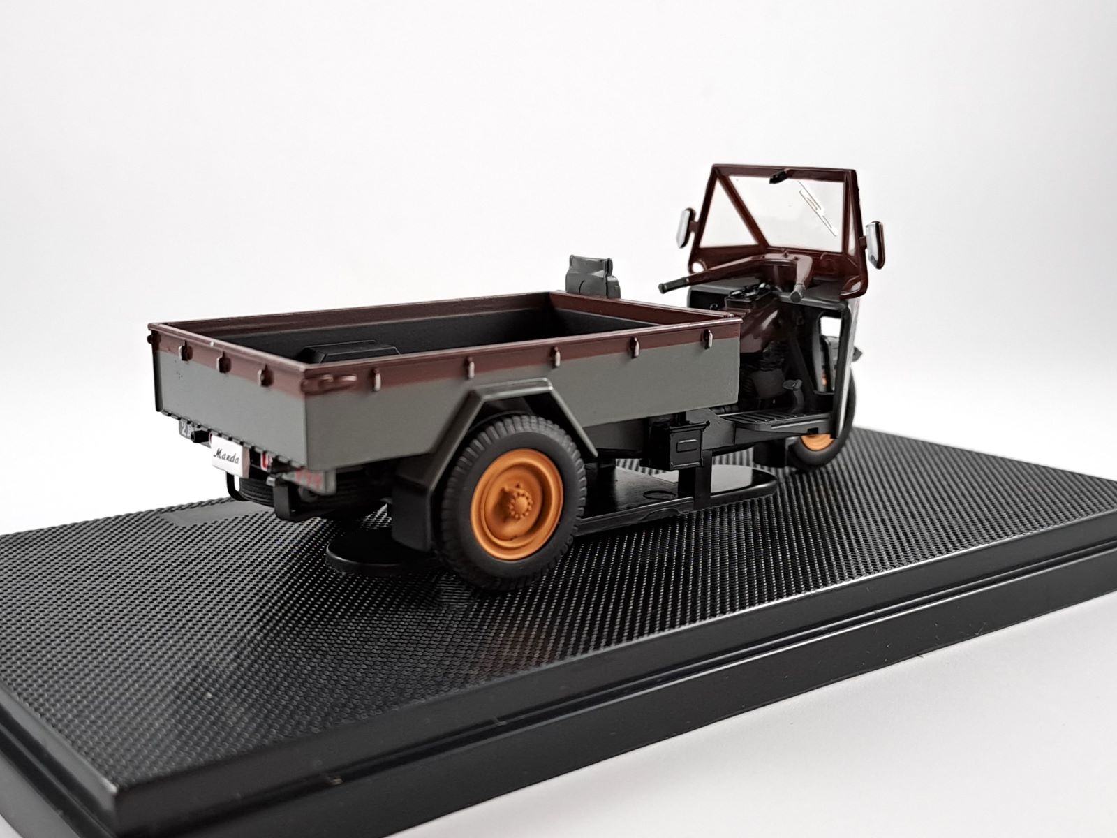 Mazda CT 3-wheeler 1:43 Ebbro