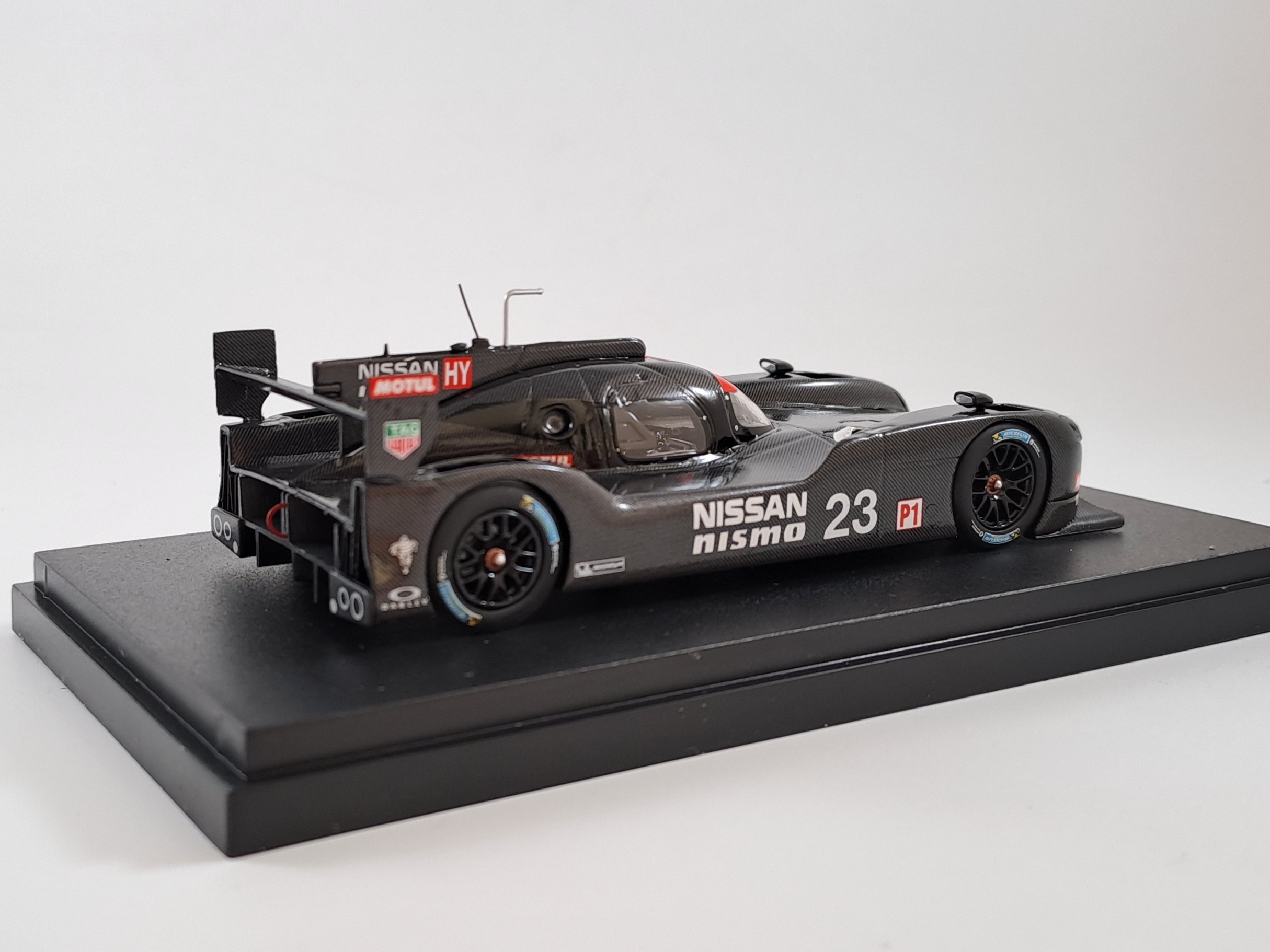 Nissan GT-R LM Nismo no.23 Test Car 2015 1:43 Ebbro