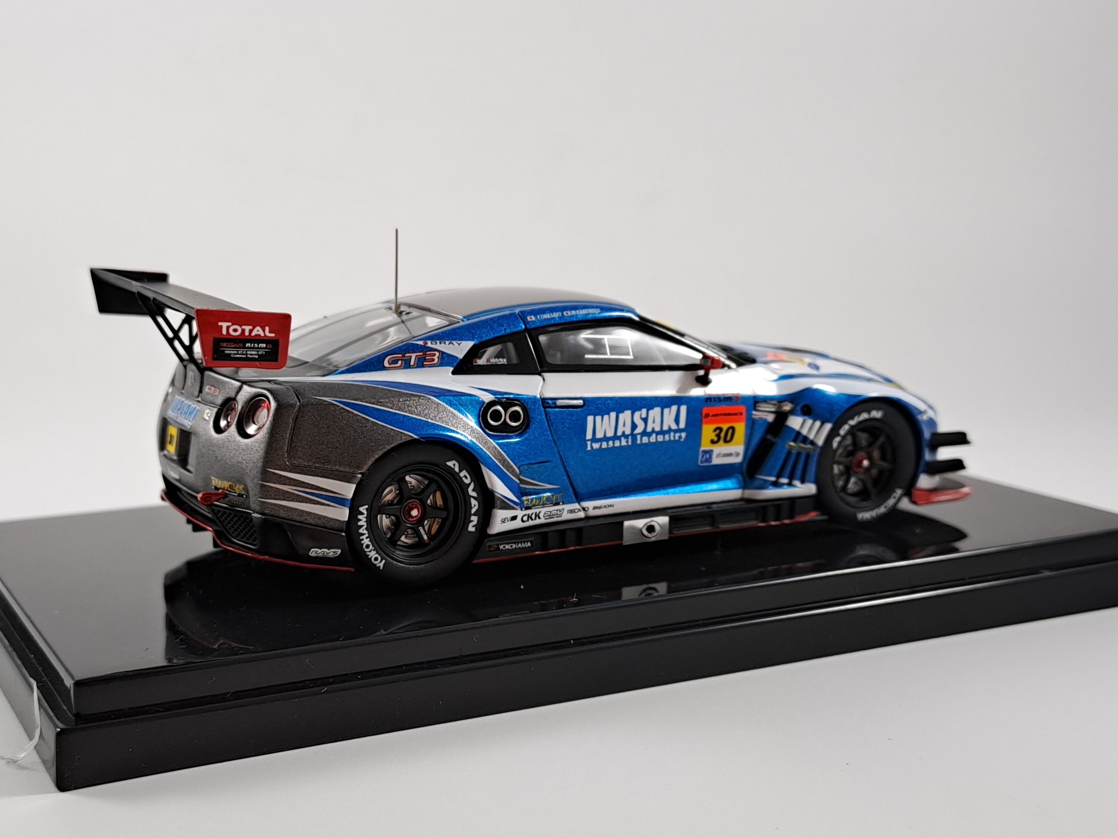 Nissan GT-R Super GT300 no.30 2014 1:43 Ebbro