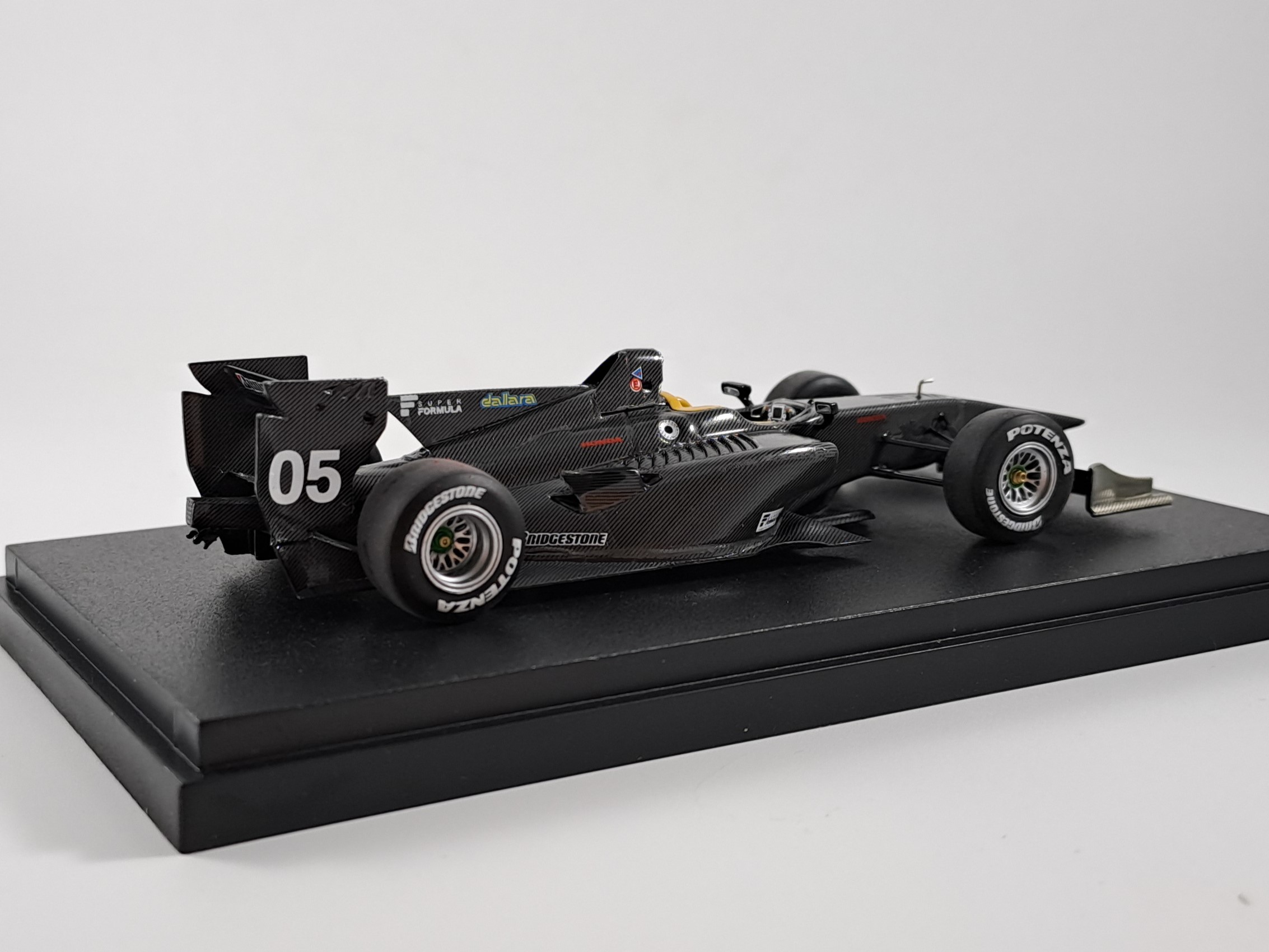 Honda Super Formula SF14 no.05 Shake Down 1:43 Ebbro