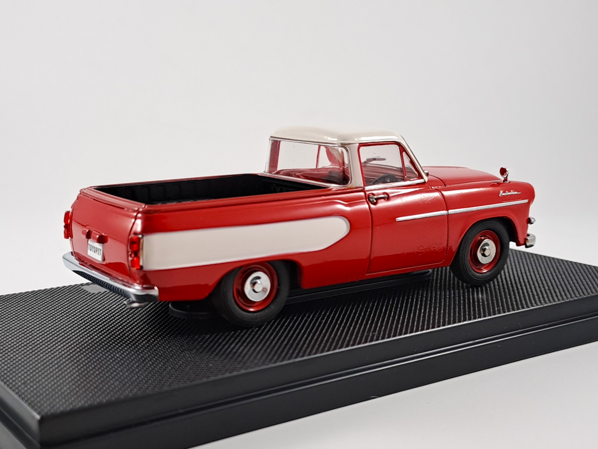 Toyota Toyopet Masterline Pickup 1959 1:43 Ebbro