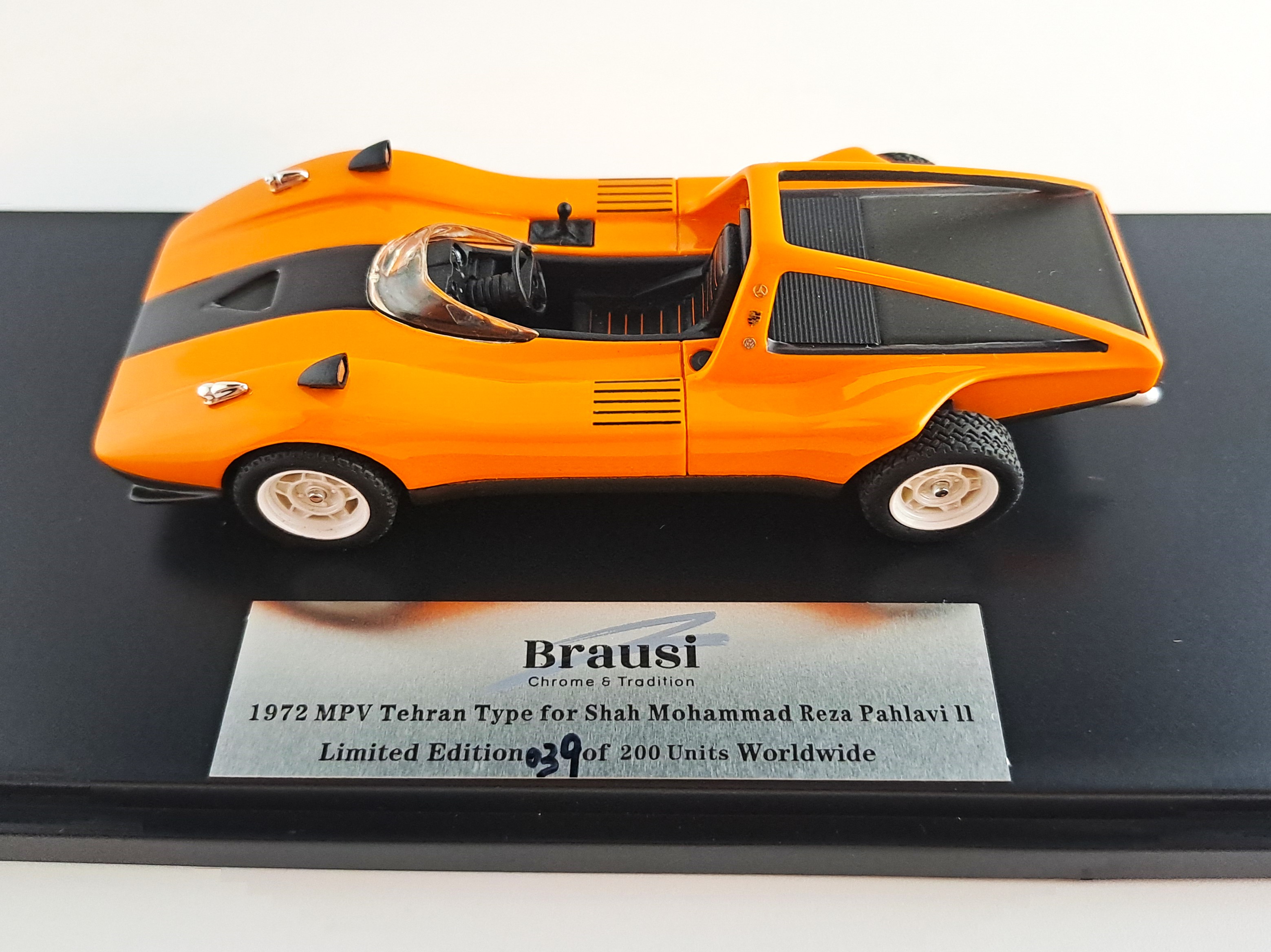 MPV Tehran Reza Pahlavi 1:43 Brausi