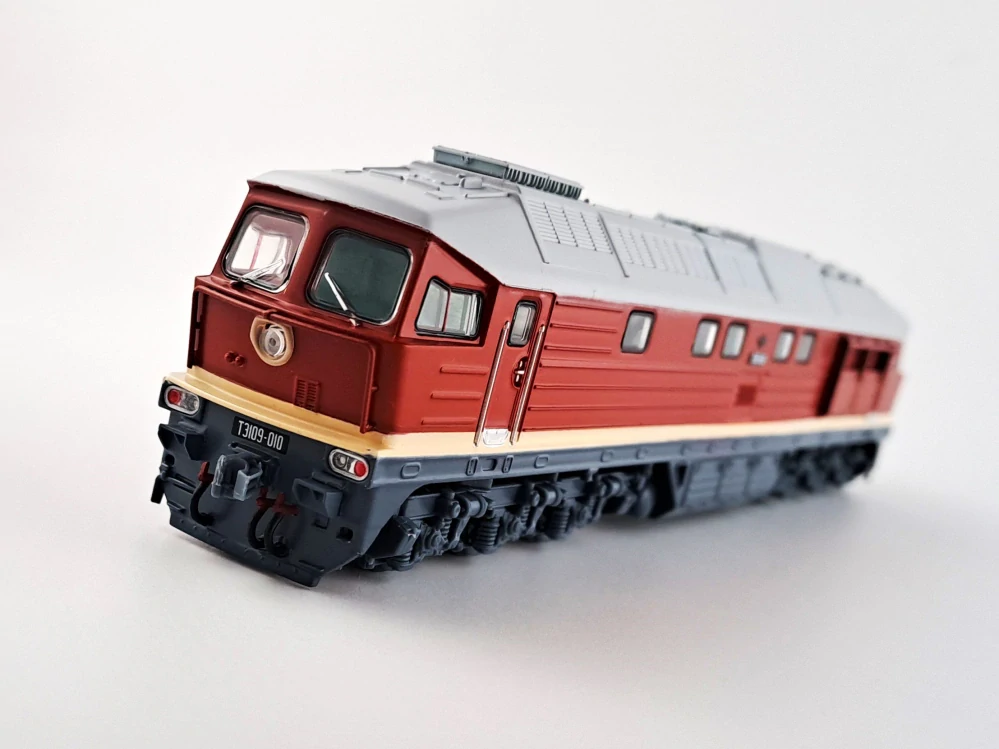 lokomotiva TE109 1:87 Modimio časopis s modelem