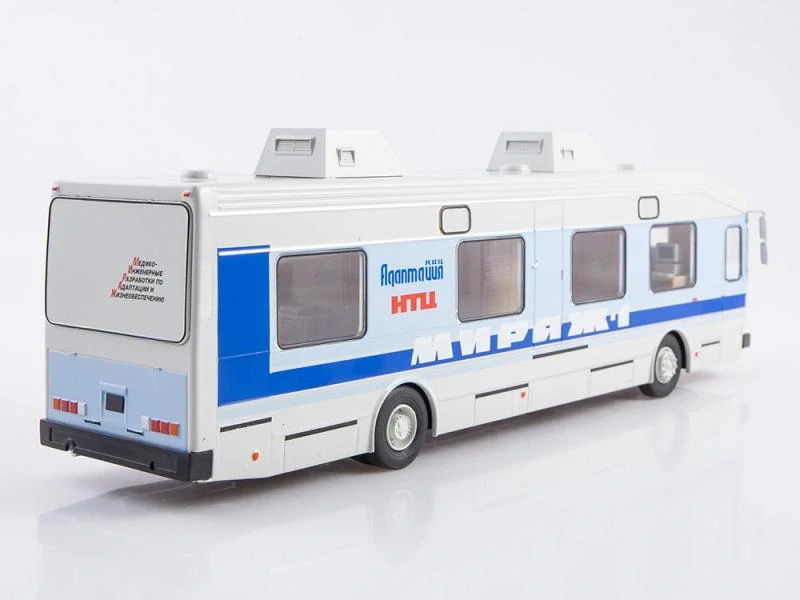 LIAZ-5919 Mirage mobilní lékařské centrum 1:43 Modimio časopis s modelem