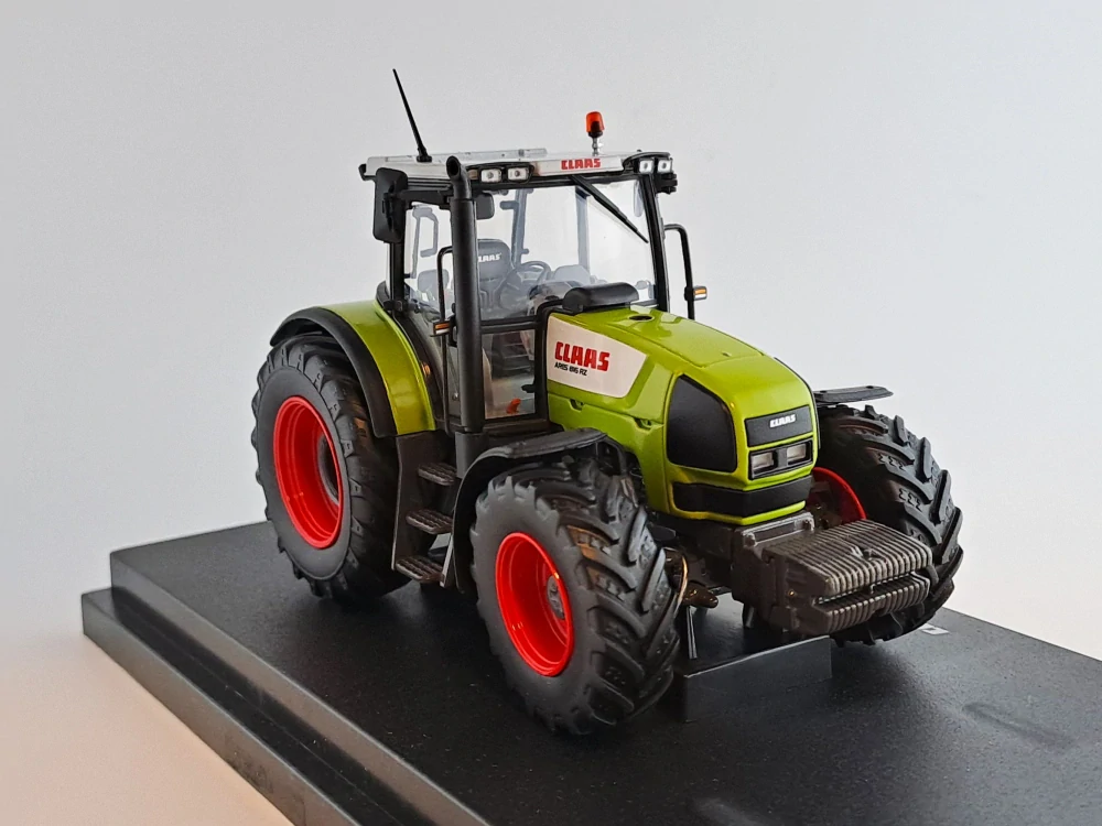 Claas Ares 816RZ 1:32 Universal Hobbies